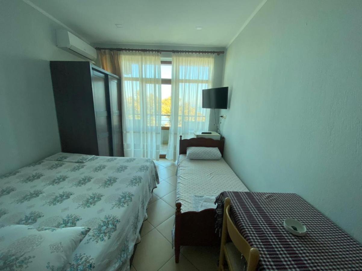 Vila Vadeha Pogradec Exterior photo